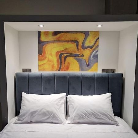 Faronita - Luxury Apt In The Heart Of Kalamata Dış mekan fotoğraf