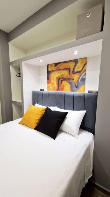 Faronita - Luxury Apt In The Heart Of Kalamata Dış mekan fotoğraf