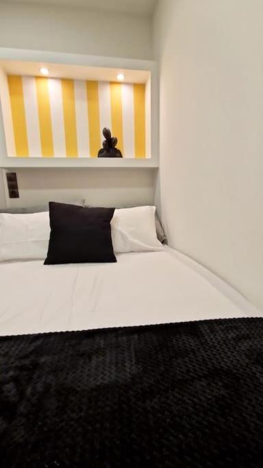 Faronita - Luxury Apt In The Heart Of Kalamata Dış mekan fotoğraf